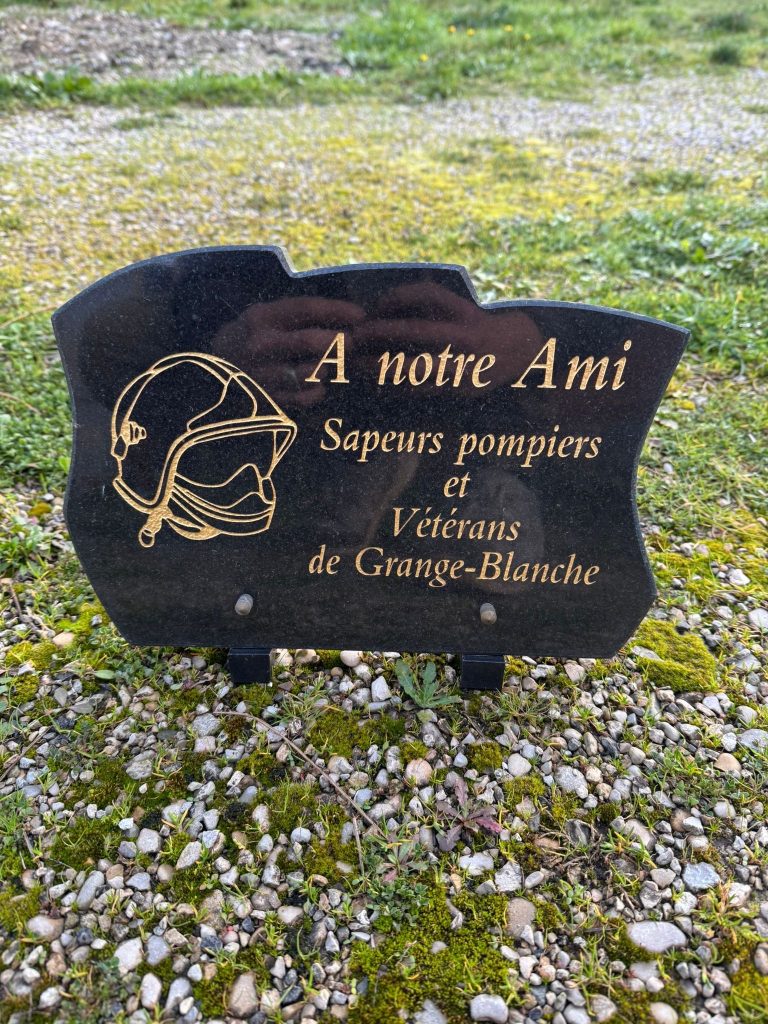 Gravures personnalisées pompier
Gravures personnalisées casque de pompier