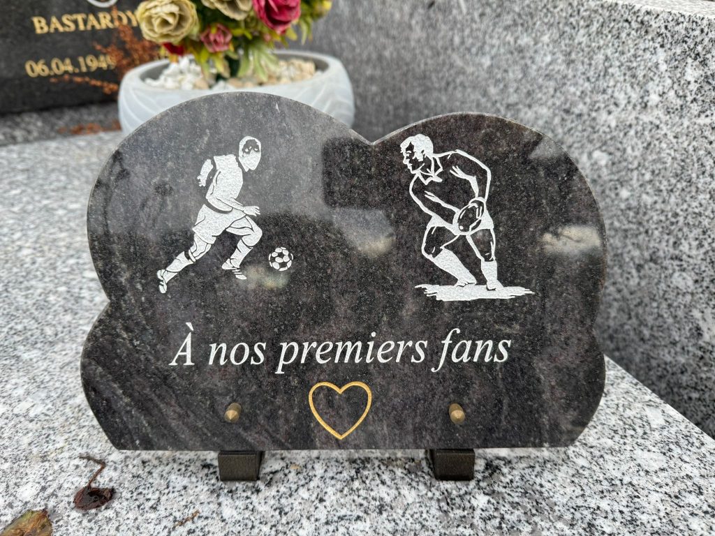 Plaques funéraires et gravures personnalisées foot 
Gravures personnalisées rugby