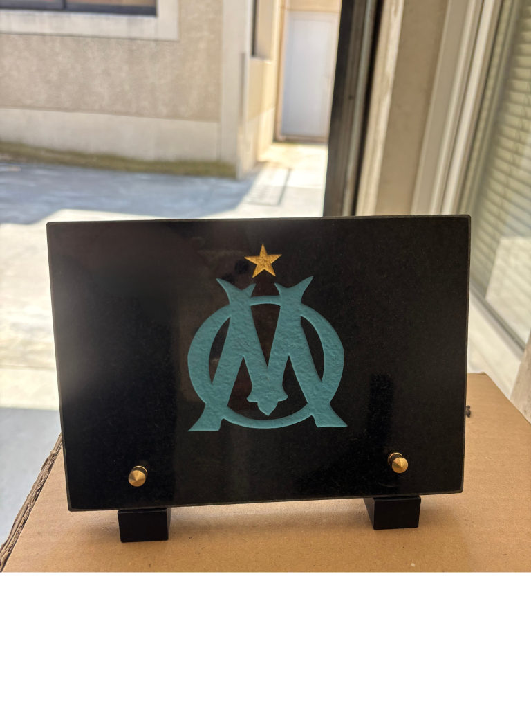 plaque personnalisée OM