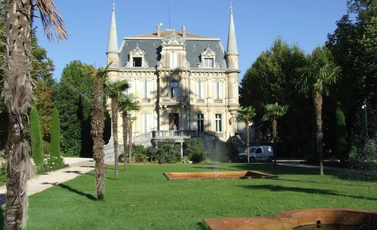 Courthézon (84350)